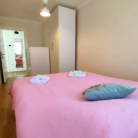 Appartement Lovely In Kuecuekyali